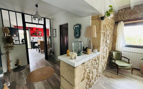 Maison à vendre    8 pièces •  Clérieux