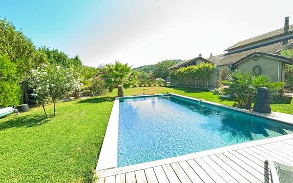 Maison à vendre    8 pièces •  Clérieux