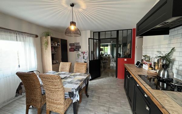 Maison à vendre    8 pièces •  Clérieux