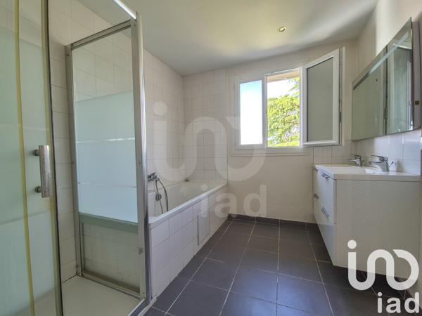 House for sale 5 rooms 91 m² Mantes-la-Jolie