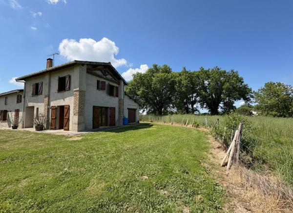 Maison familiale de 135m² avec 5 chambres sur une belle parcelle de près de 7000m²
