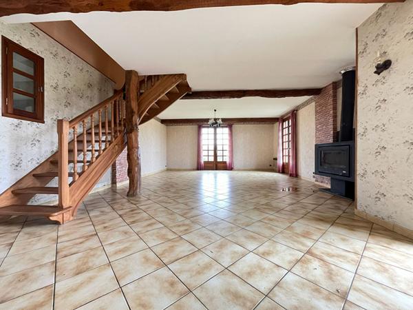 Maison familiale de 135m² avec 5 chambres sur une belle parcelle de près de 7000m²