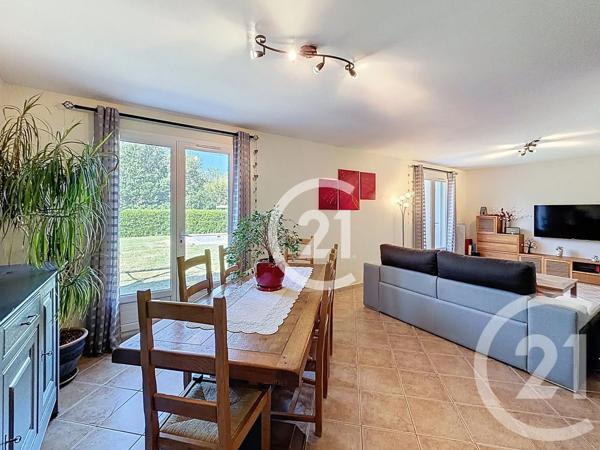 Maison à vendre  6 pièces - 160 m 2   ST MARTIN DE CRAU  - 13
