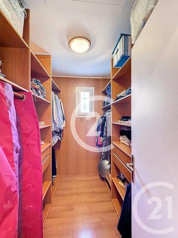 Maison à vendre  6 pièces - 160 m 2   ST MARTIN DE CRAU  - 13