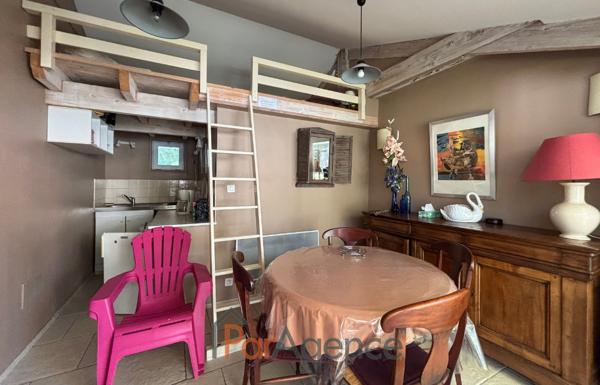 DANS UN ENVIRONNEMENT BOISE AU CALME MAISON 7 PIECES AVEC PI