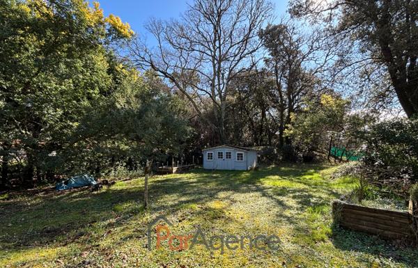 DANS UN ENVIRONNEMENT BOISE AU CALME MAISON 7 PIECES AVEC PI