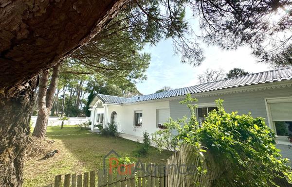 DANS UN ENVIRONNEMENT BOISE AU CALME MAISON 7 PIECES AVEC PI