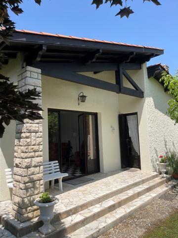 Maison 5 pièces de 128m² , 4 chambres + garage