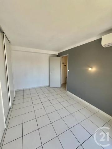 Appartement F2 à vendre  2 pièces - 45,31 m 2   ST CYR SUR MER  - 83