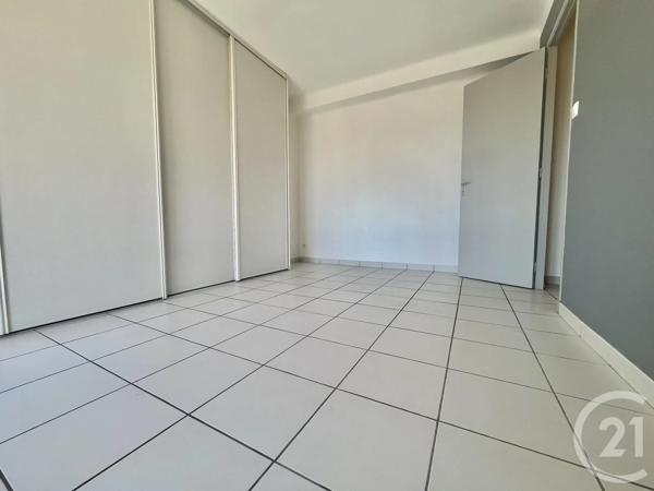 Appartement F2 à vendre  2 pièces - 45,31 m 2   ST CYR SUR MER  - 83