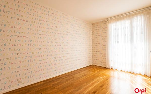 Appartement à vendre    3 pièces • 75 m2 Reims