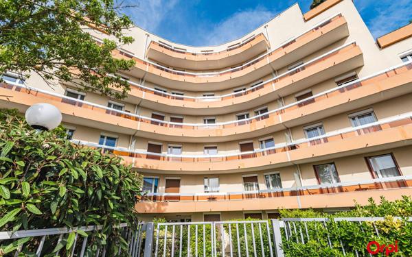 Appartement à vendre    3 pièces • 75 m2 Reims