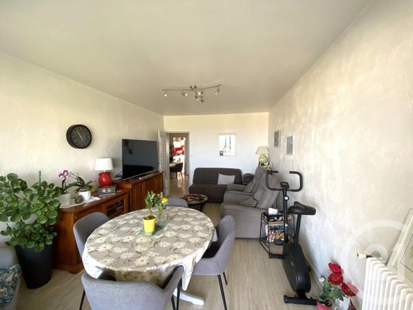 Appartement F2 à vendre  2 pièces - 51 m 2   VENCE  - 06