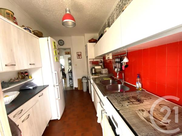 Appartement F2 à vendre  2 pièces - 51 m 2   VENCE  - 06