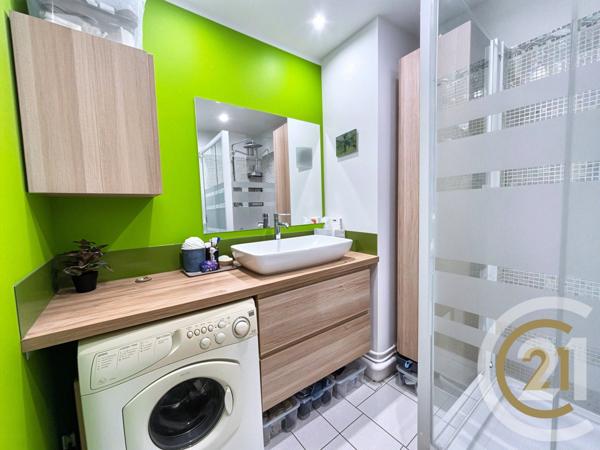 Appartement T3 à vendre  3 pièces - 61,03 m2 BRON - 69