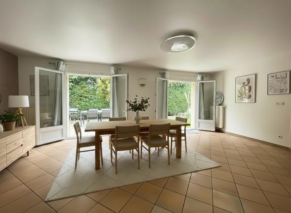 Maison à Verrières-le-Buisson, 5 chambres et double garage, Proche lycée Sophie Barat- DPE C.