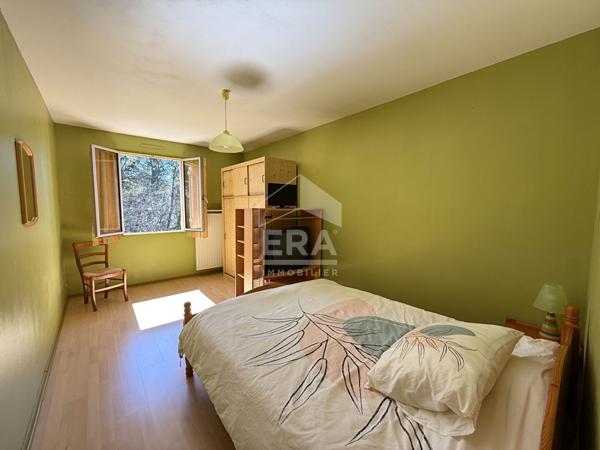 A VENDRE 13530 TRETS MAISON TYPE 6 DE 180M² PISCINE GARAGE SUR 7500 M² DE TERRAIN CABANON