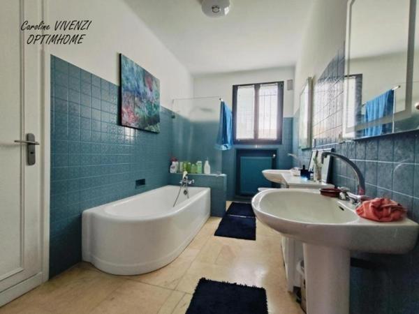 Grande maison (219m²) sur PRADES, (66)