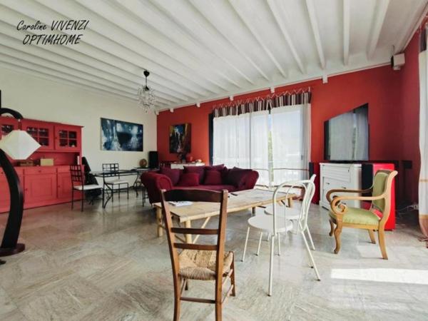 Grande maison (219m²) sur PRADES, (66)