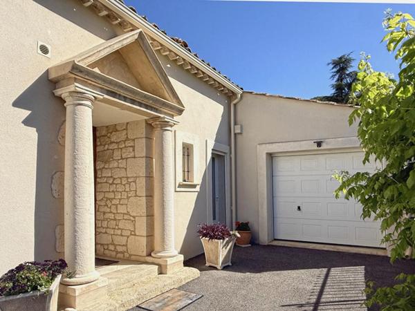 Villa d'exception avec piscine 4 chambres 182 m2 - Malijai 04350
