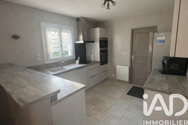 Maison à vendre 6 pièces 146 m² Saint-Benoît-sur-Loire