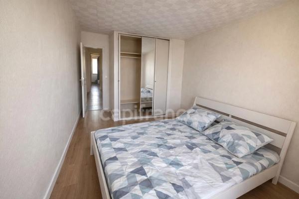 Appartement 4 pièces avec double balcon – Le Bourget (93350)