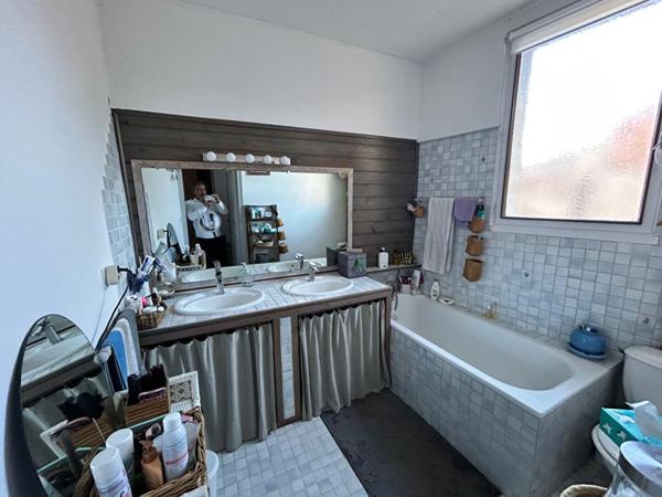 Maison De village 4 pièce(s) 79 m2+cour intérieur