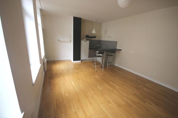 A LOUER : T2 à LILLE • Rue du Sec Arembault - LILLE-CENTRE • 780 € CC • Réf. 51-21
