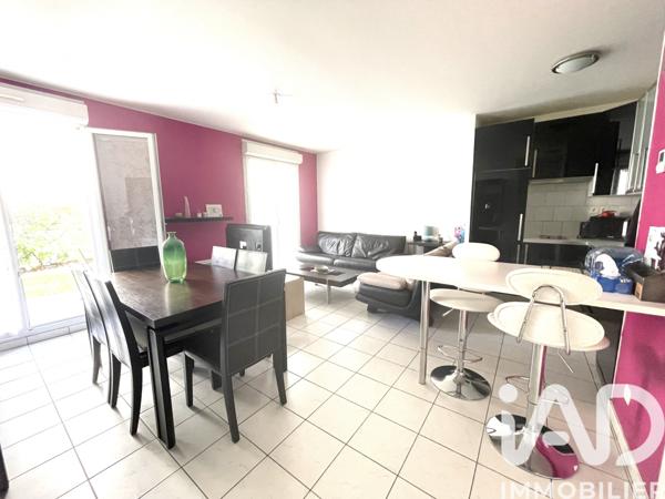 Location appartement 3 pièces 56 m² Corbeil-Essonnes