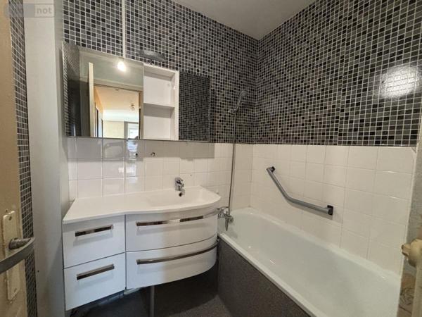 Appartement à vendre à Angers dans le Maine-et-Loire (49000), ref : 49019-3456 Belle Beille