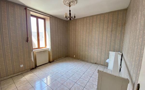 Maison à vendre    6 pièces •  Le Creusot