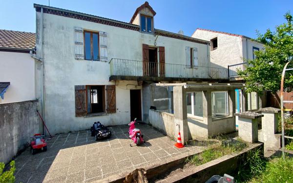 Maison à vendre    6 pièces •  Le Creusot
