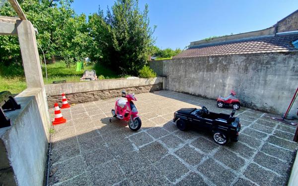 Maison à vendre    6 pièces •  Le Creusot