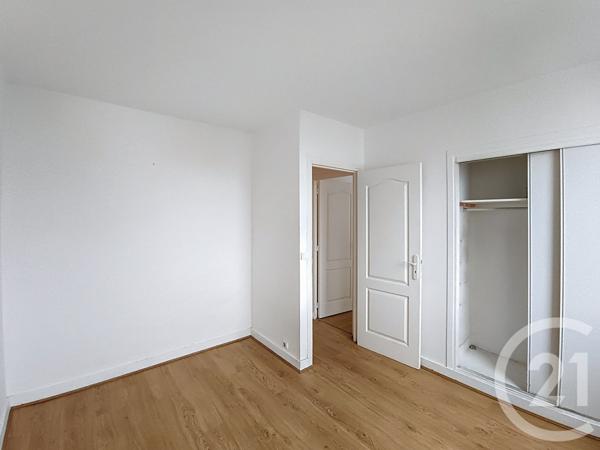 Appartement F3 à vendre  3 pièces - 64,79 m2 ST DENIS - 93