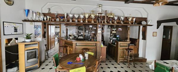 Restaurant Licence IV & PMU – 150 couverts – Proximité de SELTZ 292 000 €