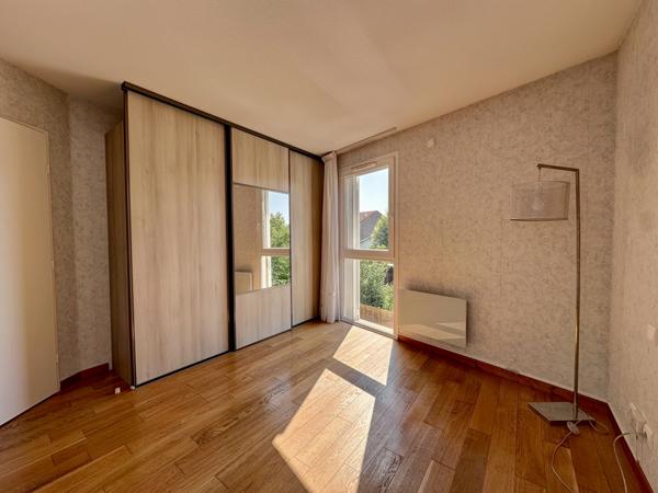 Villeneuve-sur-Lot (47300) EYSSES - APPARTEMENT T4 DE STANDING de plus de 107m² avec terrasse