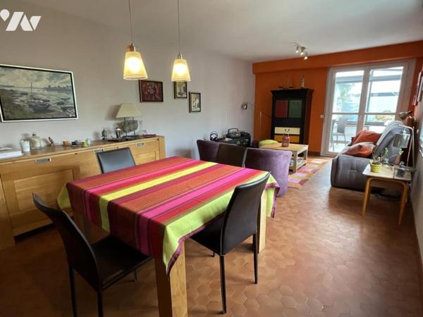 PLOEMEUR - BOURG - Maison de plain pied de 105 m² habitable sur terrain d'environ 360m²