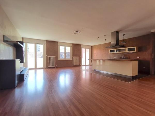 Vente / Appartement T4