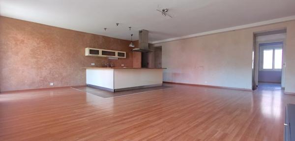 Vente / Appartement T4