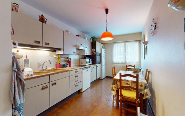 Appartement à vendre    4 pièces • 134 m2 Lyon 6