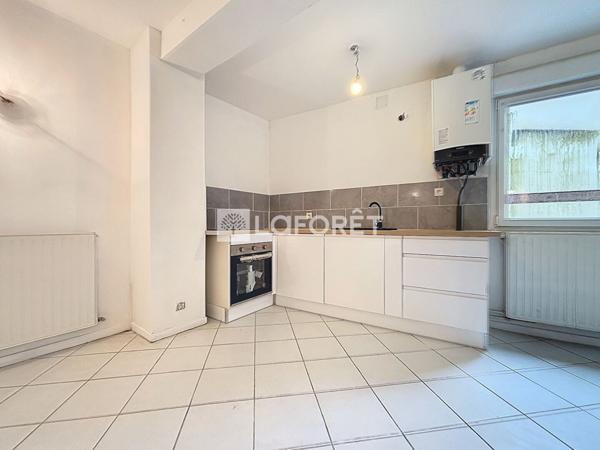 Location appartement Sainte-Menehould - 2 pièce(s) - 41 m² - 420 €/mois