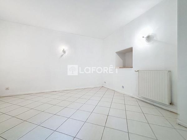 Location appartement Sainte-Menehould - 2 pièce(s) - 41 m² - 420 €/mois
