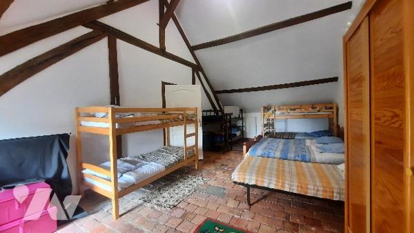 Baudres (36), fermette 5 chambres, séjour, 2 SDB, piscine chauffée, dépendances sur 2.5 ha