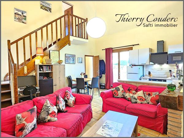 Charmant gîte avec 3 chambres et piscine chauffée.