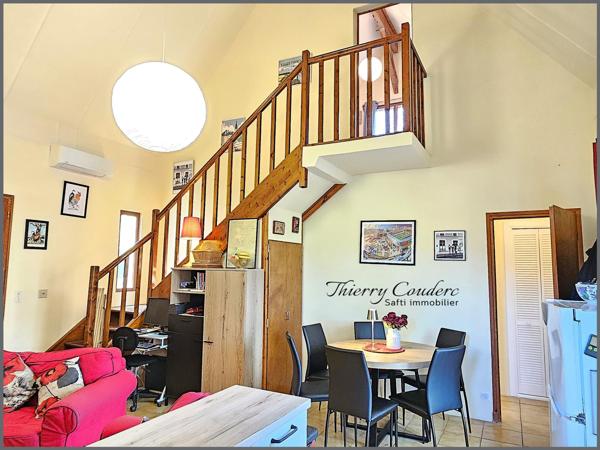 Charmant gîte avec 3 chambres et piscine chauffée.