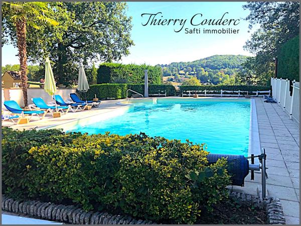 Charmant gîte avec 3 chambres et piscine chauffée.