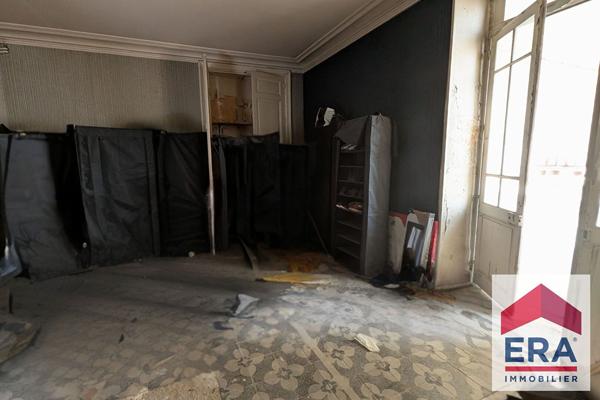 Local  Bourg Saint Andeol 2 pièce(s) 140m2