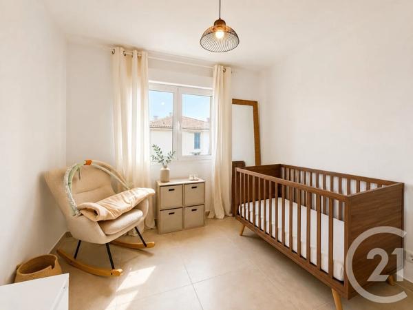 Appartement T4 à vendre  4 pièces - 68,32 m 2   CALVI  - 202