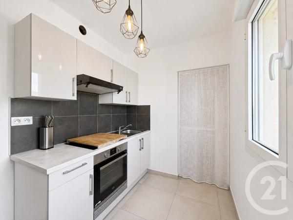Appartement T4 à vendre  4 pièces - 68,32 m 2   CALVI  - 202