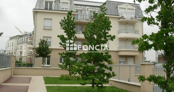 Location Appartement 2 pièces 42.08 m² - Corbeil-essonnes 91100